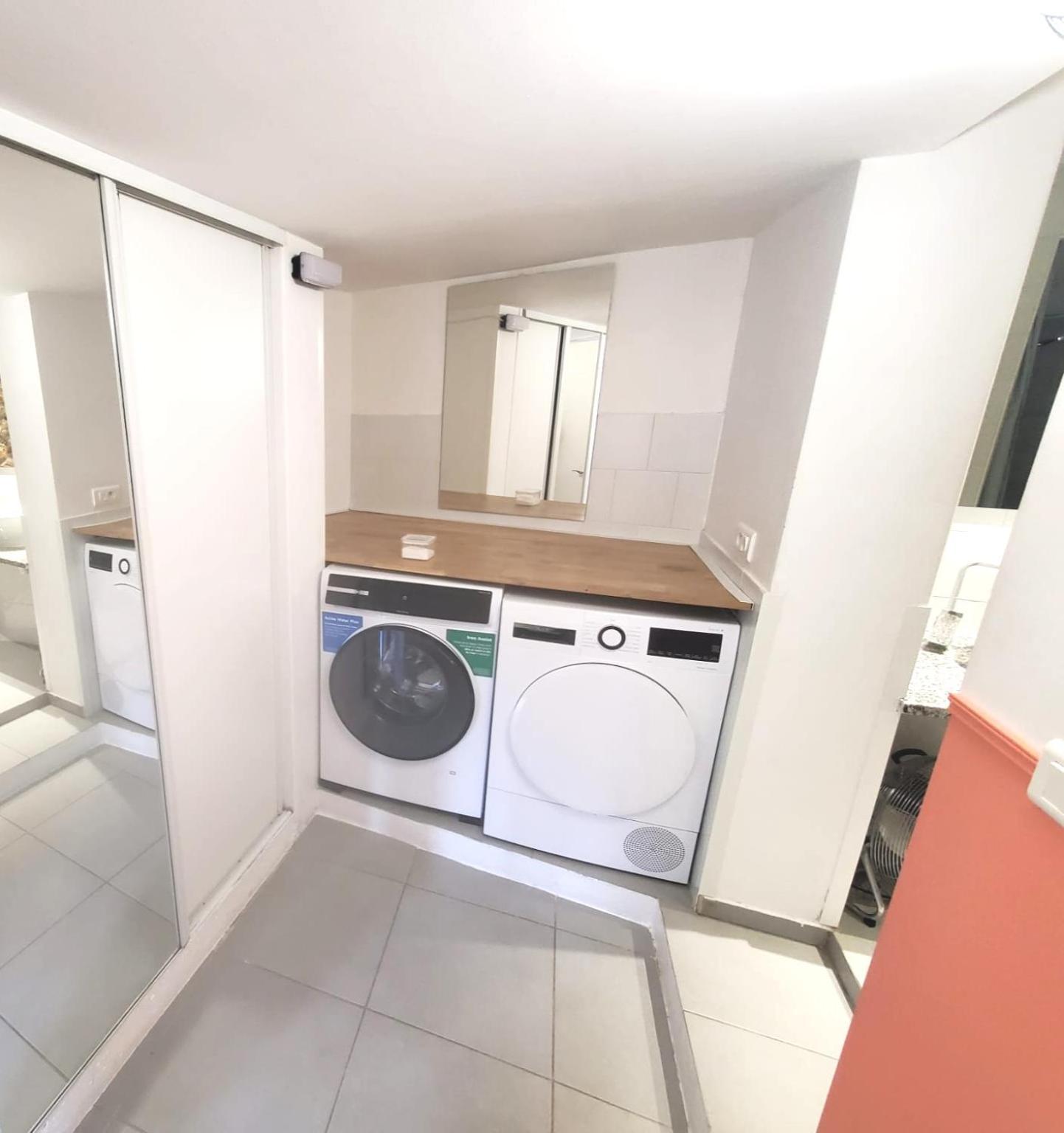 וילפראנש-סור-מר 35M2, Luminous Loft Close To The Beach מראה חיצוני תמונה
