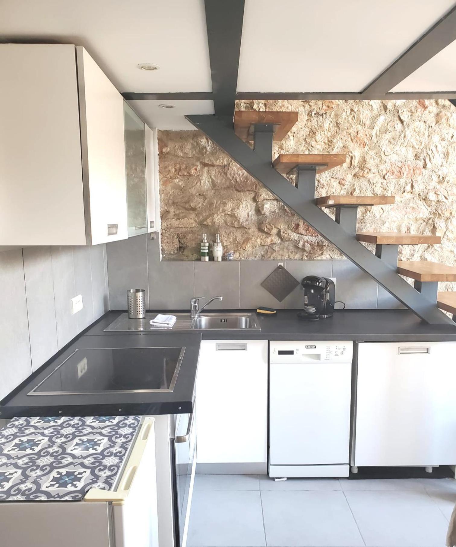 וילפראנש-סור-מר 35M2, Luminous Loft Close To The Beach מראה חיצוני תמונה